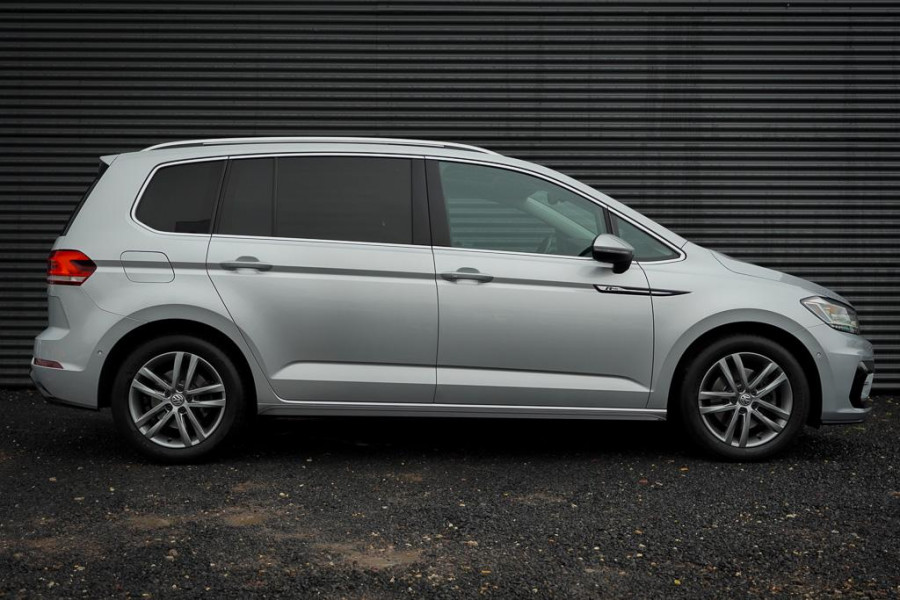 Volkswagen Touran 1.8 TSI Highline Business R 7p / Stoel&Stuurverwarming / Pano