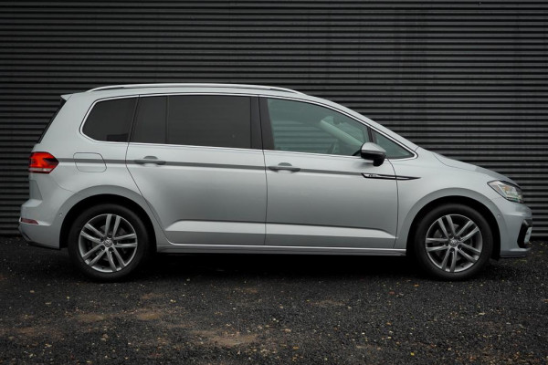 Volkswagen Touran 1.8 TSI Highline Business R 7p / Stoel&Stuurverwarming / Pano