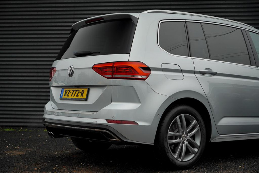 Volkswagen Touran 1.8 TSI Highline Business R 7p / Stoel&Stuurverwarming / Pano