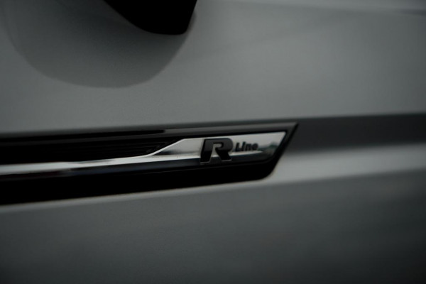 Volkswagen Touran 1.8 TSI Highline Business R 7p / Stoel&Stuurverwarming / Pano