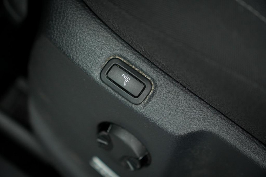 Volkswagen Touran 1.8 TSI Highline Business R 7p / Stoel&Stuurverwarming / Pano