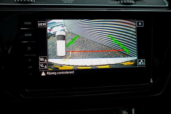 Volkswagen Touran 1.8 TSI Highline Business R 7p / Stoel&Stuurverwarming / Pano