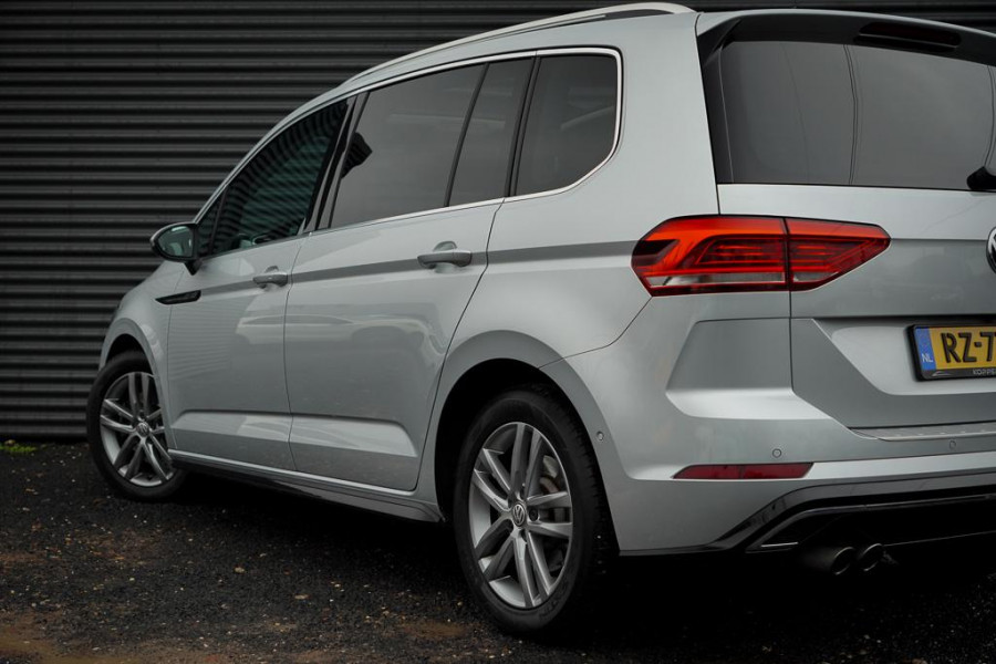 Volkswagen Touran 1.8 TSI Highline Business R 7p / Stoel&Stuurverwarming / Pano