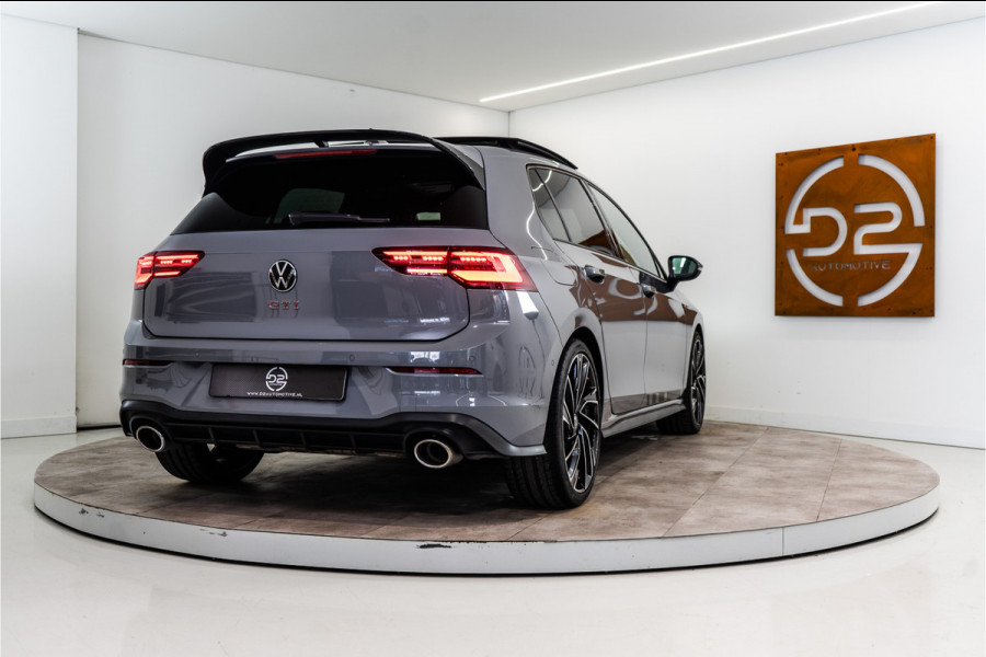 Volkswagen Golf 2.0 TSI GTI Clubsport 301 PK | IQ | Pano | Sfeer | Harman | Leder | BOMVOL! 12 MND Garantie