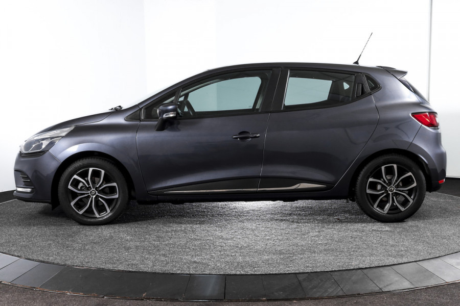 Renault Clio 90 PK 0.9 TCe Zen Orig. NL | Cruise | PDC | NAV | Airco | DAB | Afn. Trekhaak | LM 16" |