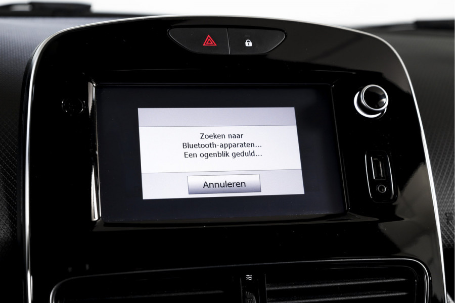 Renault Clio 90 PK 0.9 TCe Zen Orig. NL | Cruise | PDC | NAV | Airco | DAB | Afn. Trekhaak | LM 16" |