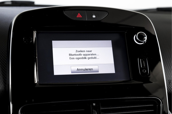 Renault Clio 90 PK 0.9 TCe Zen Orig. NL | Cruise | PDC | NAV | Airco | DAB | Afn. Trekhaak | LM 16" |