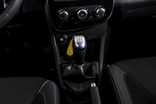 Renault Clio 90 PK 0.9 TCe Zen Orig. NL | Cruise | PDC | NAV | Airco | DAB | Afn. Trekhaak | LM 16" |