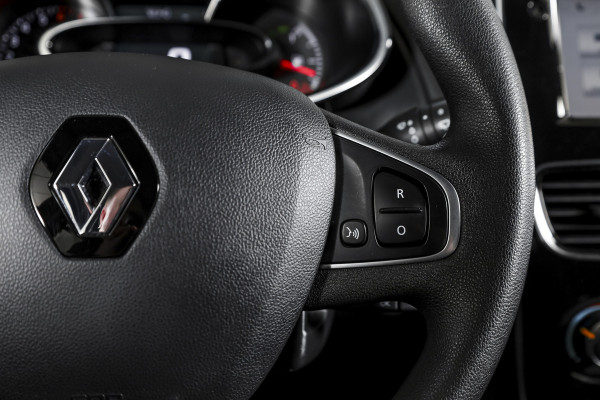 Renault Clio 90 PK 0.9 TCe Zen Orig. NL | Cruise | PDC | NAV | Airco | DAB | Afn. Trekhaak | LM 16" |