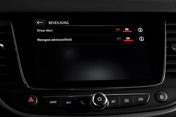 Opel Crossland 1.2 Turbo Elegance 110 PK Orig. NL | Cruise | PDC | PDC | Camera | NAV + App. Connect | ECC | Trekhaak | DAB | LM 16" |