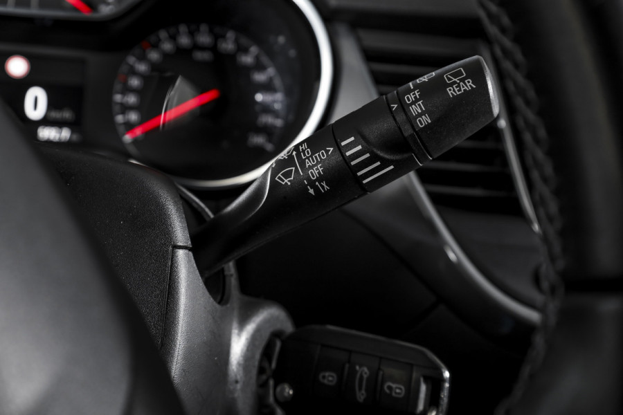 Opel Crossland 1.2 Turbo Elegance 110 PK Orig. NL | Cruise | PDC | PDC | Camera | NAV + App. Connect | ECC | Trekhaak | DAB | LM 16" |