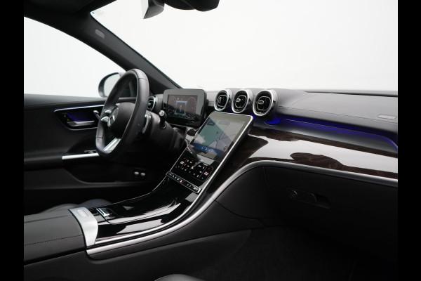 Mercedes-Benz C-Klasse Estate 300 e AMG PHEV 313pk Dealer O.H. PHEV | Panodak | Camera | Lederen Sportstoelen Memory & Verwarmd | Apple Carplay | Sfeerverlichting | Navigatie | Cruise Control | DAB |