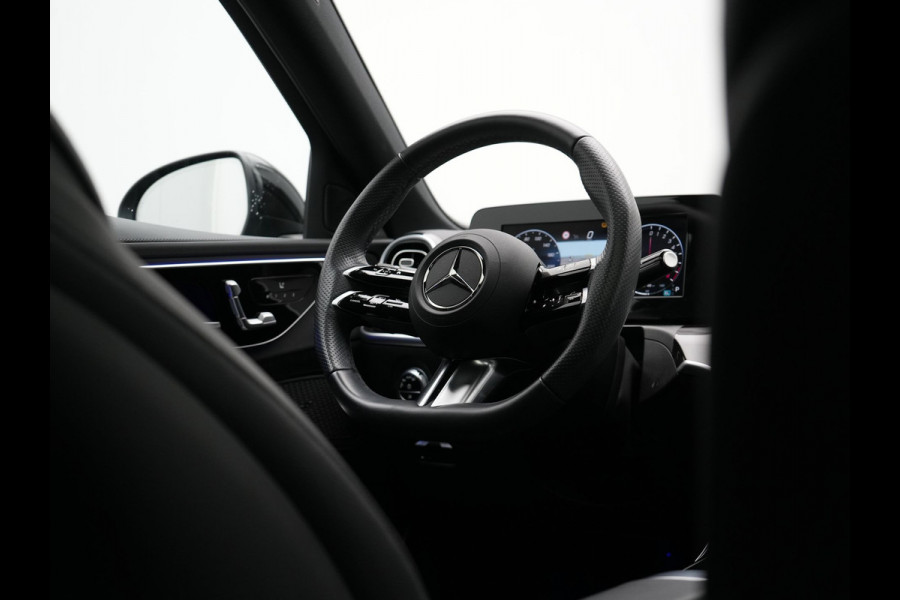 Mercedes-Benz C-Klasse Estate 300 e AMG PHEV 313pk Dealer O.H. PHEV | Panodak | Camera | Lederen Sportstoelen Memory & Verwarmd | Apple Carplay | Sfeerverlichting | Navigatie | Cruise Control | DAB |
