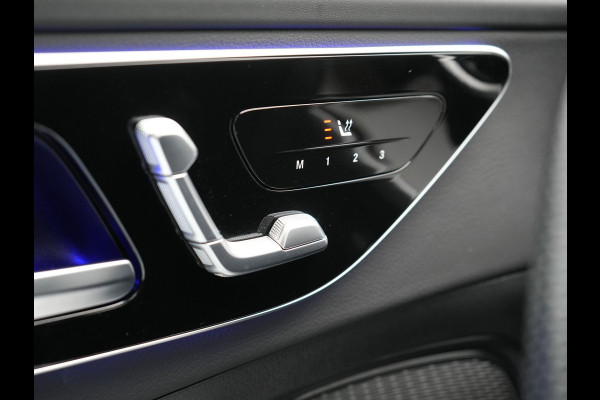 Mercedes-Benz C-Klasse Estate 300 e AMG PHEV 313pk Dealer O.H. PHEV | Panodak | Camera | Lederen Sportstoelen Memory & Verwarmd | Apple Carplay | Sfeerverlichting | Navigatie | Cruise Control | DAB |
