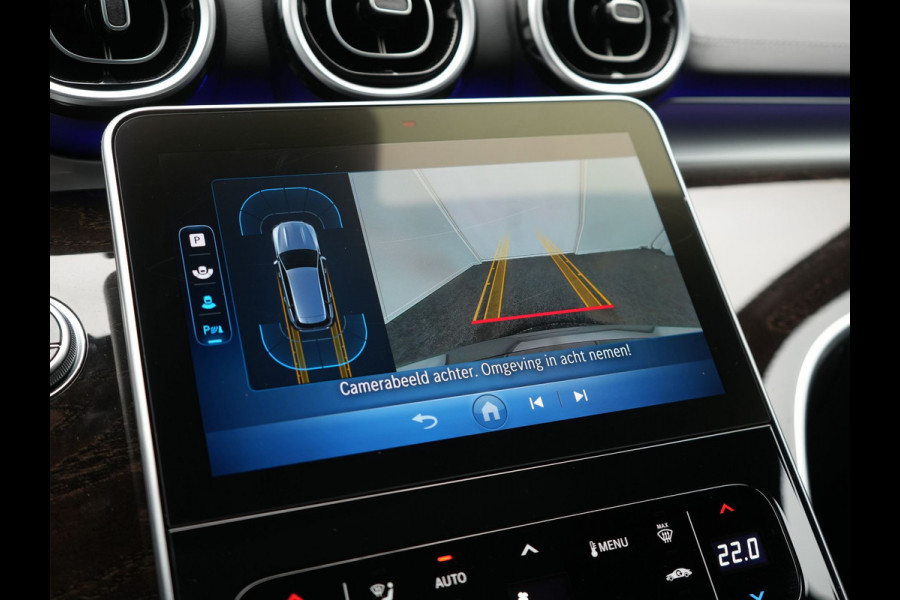Mercedes-Benz C-Klasse Estate 300 e AMG PHEV 313pk Dealer O.H. PHEV | Panodak | Camera | Lederen Sportstoelen Memory & Verwarmd | Apple Carplay | Sfeerverlichting | Navigatie | Cruise Control | DAB |