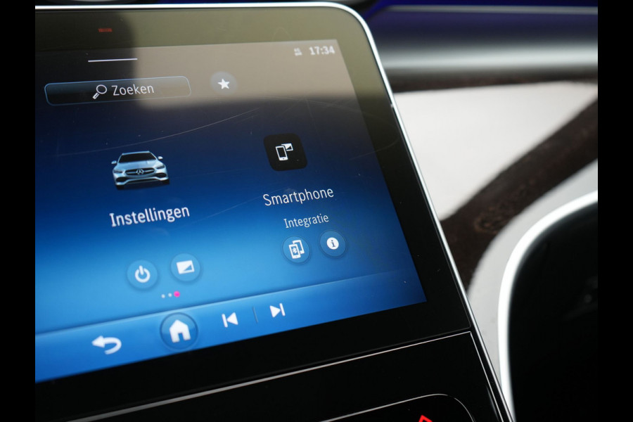 Mercedes-Benz C-Klasse Estate 300 e AMG PHEV 313pk Dealer O.H. PHEV | Panodak | Camera | Lederen Sportstoelen Memory & Verwarmd | Apple Carplay | Sfeerverlichting | Navigatie | Cruise Control | DAB |
