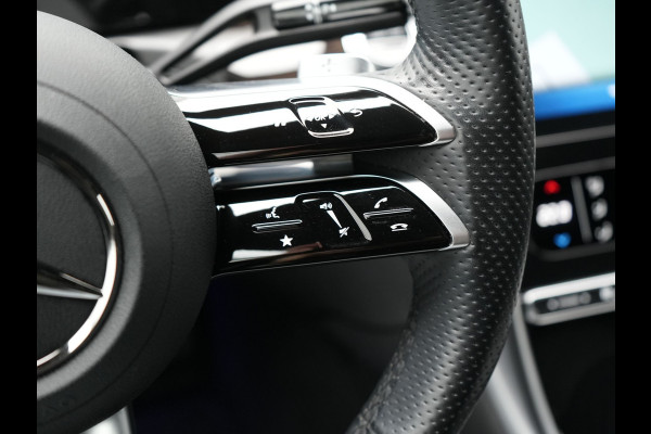 Mercedes-Benz C-Klasse Estate 300 e AMG PHEV 313pk Dealer O.H. PHEV | Panodak | Camera | Lederen Sportstoelen Memory & Verwarmd | Apple Carplay | Sfeerverlichting | Navigatie | Cruise Control | DAB |