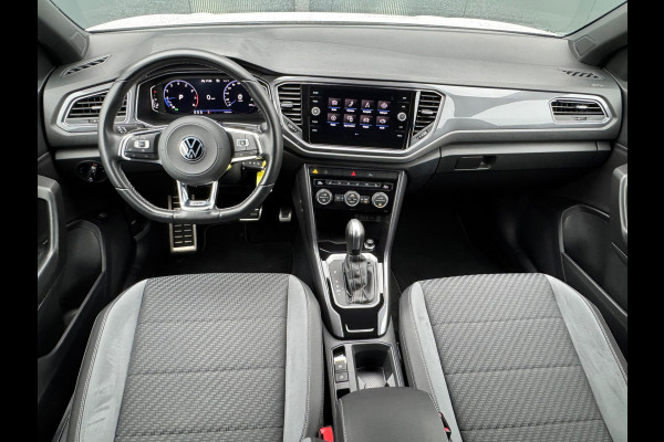 Volkswagen T-Roc 1.5 TSI Automaat R-Line * Camera * Side Assist * Virtual Cockpit * Stoelverwarming *