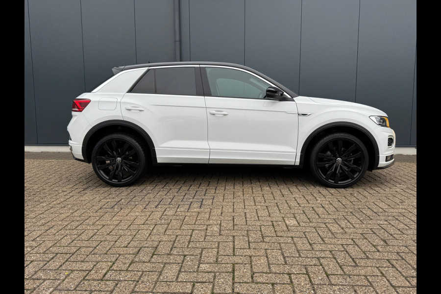 Volkswagen T-Roc 1.5 TSI Automaat R-Line * Camera * Side Assist * Virtual Cockpit * Stoelverwarming *