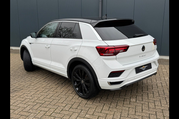 Volkswagen T-Roc 1.5 TSI Automaat R-Line * Camera * Side Assist * Virtual Cockpit * Stoelverwarming *