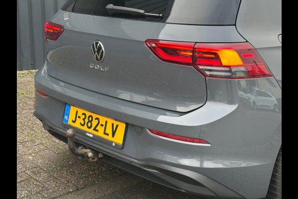 Volkswagen Golf 1.5 TSI Life Pano/ Navi / Sfeer