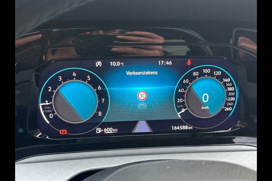 Volkswagen Golf 1.5 TSI Life Pano/ Navi / Sfeer