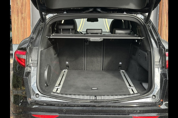 Alfa Romeo Stelvio 2.0 T AWD Veloce Panoramadak Adapt. Cruise Harman/Kardon Leer Stoelverw. 20''LM