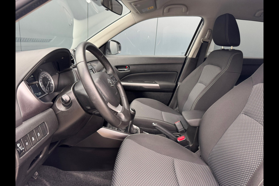Suzuki Vitara 1.0 Boosterjet * Navigatie * Camera * Stoelverwarming * Cruise Control *