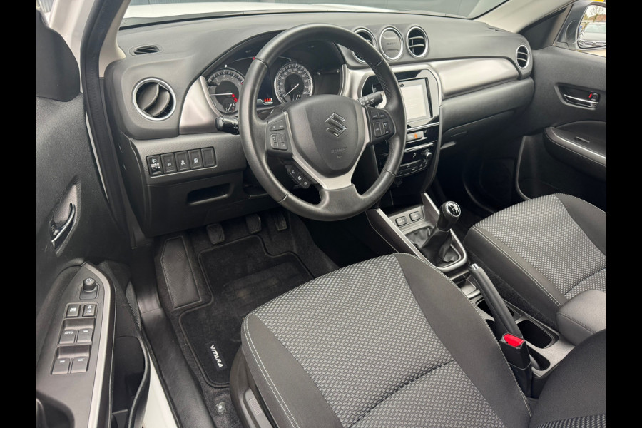 Suzuki Vitara 1.0 Boosterjet * Navigatie * Camera * Stoelverwarming * Cruise Control *