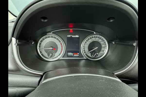 Suzuki Vitara 1.0 Boosterjet * Navigatie * Camera * Stoelverwarming * Cruise Control *