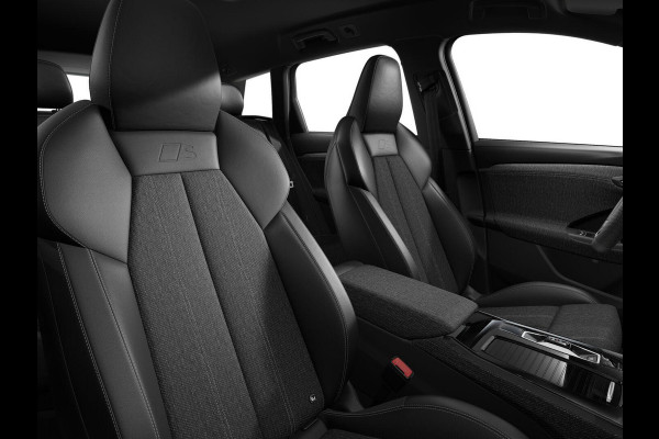 Audi Q6 e-tron S edition performance 100 kWh 306pk | Luchtvering | MMI Bijrijdersscherm | Adaptieve cruise controle | Elektrisch verstelbare stoelen