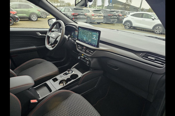 Ford Kuga 2.5 PHEV ST-Line 243 pk | Driver Assistance Pack | Wegklapbare trekhaak | 2.100 kg trekgewicht! | Winterpakket | 19 inch Licht metalen Velgen