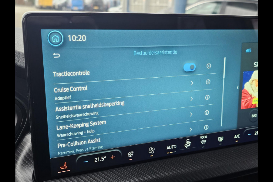 Ford Kuga 2.5 PHEV ST-Line 243 pk | Driver Assistance Pack | Wegklapbare trekhaak | 2.100 kg trekgewicht! | Winterpakket | 19 inch Licht metalen Velgen