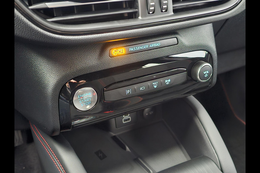 Ford Kuga 2.5 PHEV ST-Line 243 pk | Driver Assistance Pack | Wegklapbare trekhaak | 2.100 kg trekgewicht! | Winterpakket | 19 inch Licht metalen Velgen