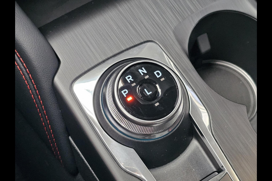 Ford Kuga 2.5 PHEV ST-Line 243 pk | Driver Assistance Pack | Wegklapbare trekhaak | 2.100 kg trekgewicht! | Winterpakket | 19 inch Licht metalen Velgen