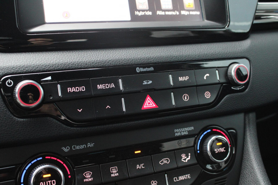 Kia Niro 1.6 GDi Hybrid ExecutiveLine | Dealeronderhouden | Stoel + Stuurverwarming | Climate Control | Cruise Control | Camera | Navigatie |