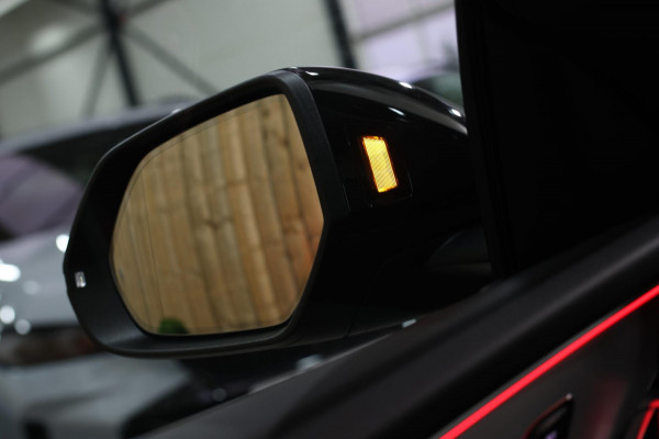 Audi Q8 60 TFSI e Quattro Competition *Pano*RS-Stoelen*B&O*4-Wiel besturing*360 Camera*