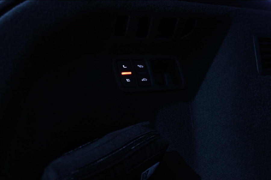 Audi Q8 60 TFSI e Quattro Competition *Pano*RS-Stoelen*B&O*4-Wiel besturing*360 Camera*