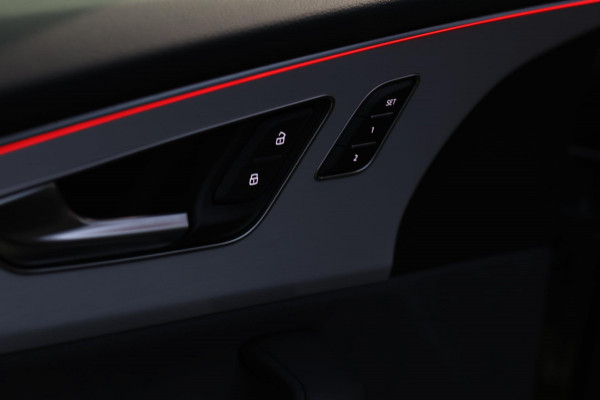 Audi Q8 60 TFSI e Quattro Competition *Pano*RS-Stoelen*B&O*4-Wiel besturing*360 Camera*