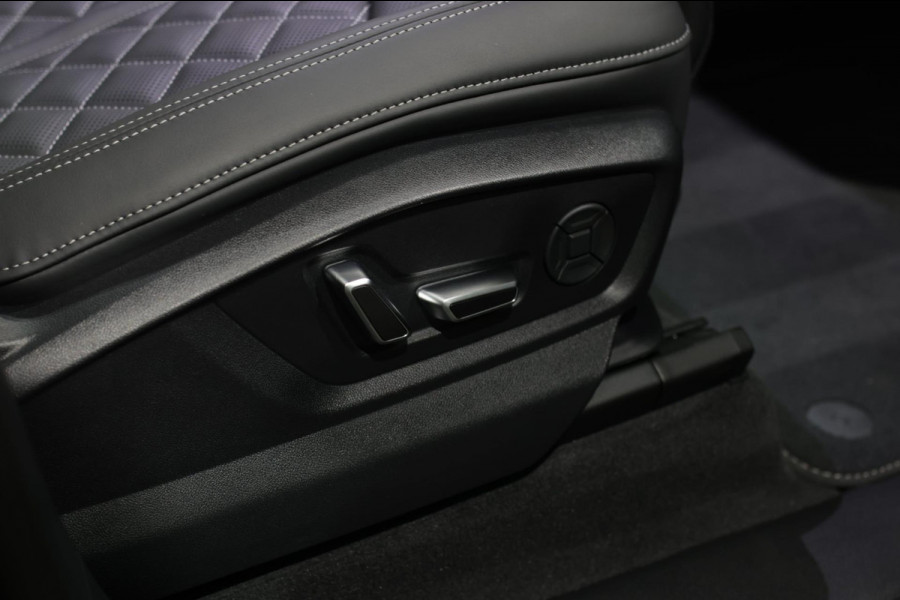 Audi Q8 60 TFSI e Quattro Competition *Pano*RS-Stoelen*B&O*4-Wiel besturing*360 Camera*
