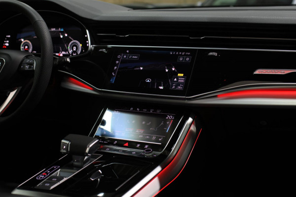 Audi Q8 60 TFSI e Quattro Competition *Pano*RS-Stoelen*B&O*4-Wiel besturing*360 Camera*
