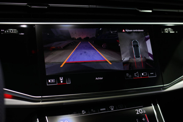 Audi Q8 60 TFSI e Quattro Competition *Pano*RS-Stoelen*B&O*4-Wiel besturing*360 Camera*