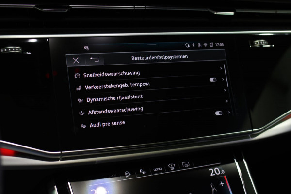 Audi Q8 60 TFSI e Quattro Competition *Pano*RS-Stoelen*B&O*4-Wiel besturing*360 Camera*