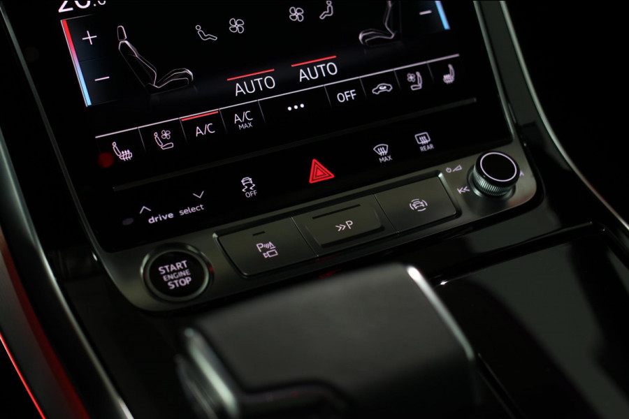 Audi Q8 60 TFSI e Quattro Competition *Pano*RS-Stoelen*B&O*4-Wiel besturing*360 Camera*