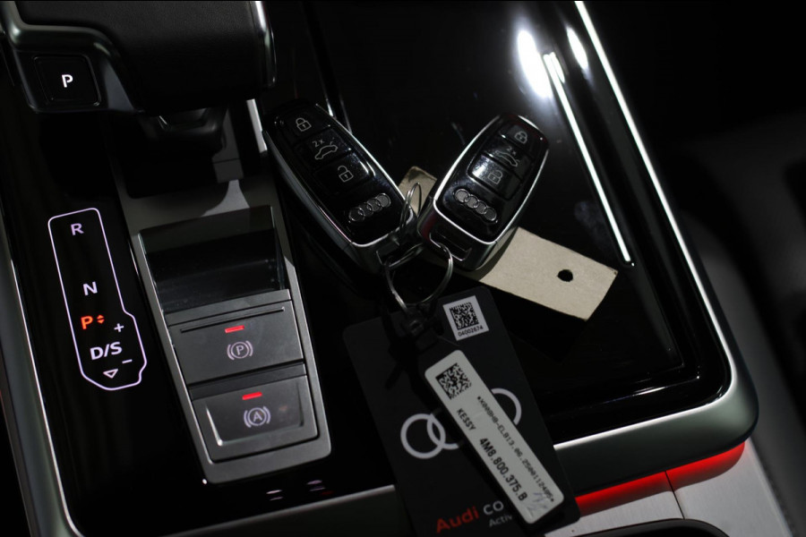 Audi Q8 60 TFSI e Quattro Competition *Pano*RS-Stoelen*B&O*4-Wiel besturing*360 Camera*