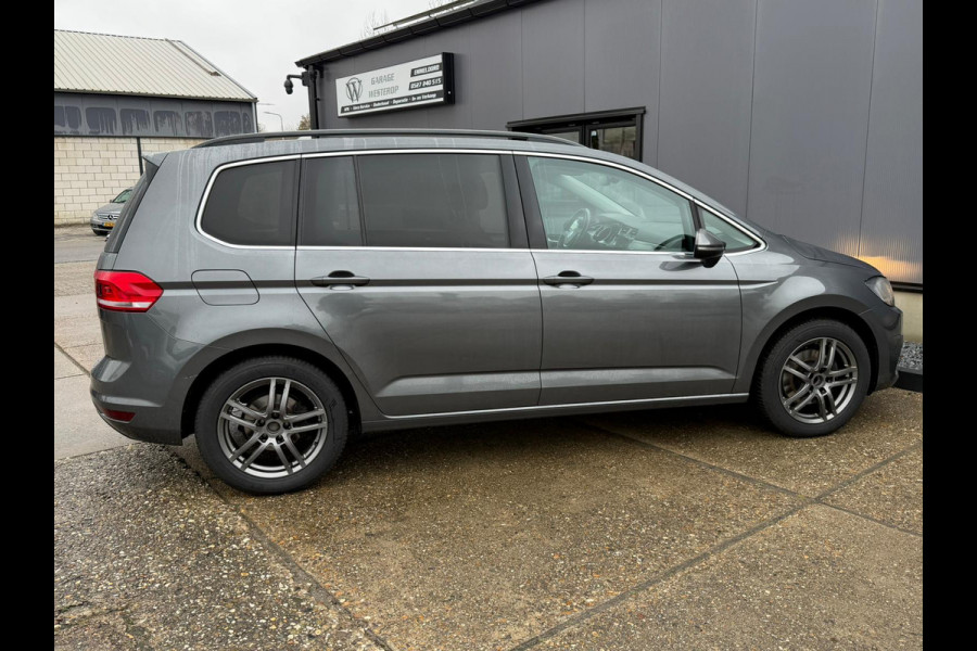 Volkswagen Touran 1.5 TSI Comfortline 7p/carplay