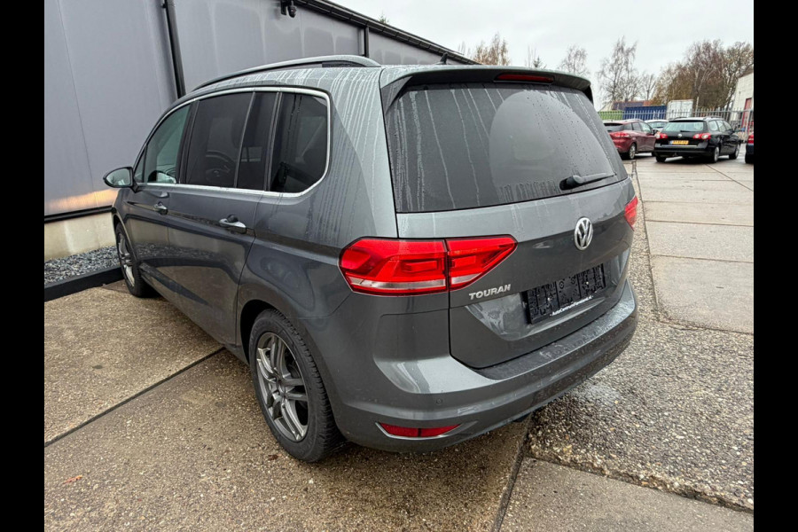 Volkswagen Touran 1.5 TSI Comfortline 7p/carplay