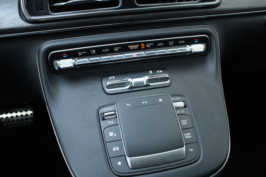 Mercedes-Benz V-Klasse 300d / XXL / 4-matic / DC / AMG / Luchtvering / Burmester / Elec Stoelen / Vol Opties / NIEUWSTAAT