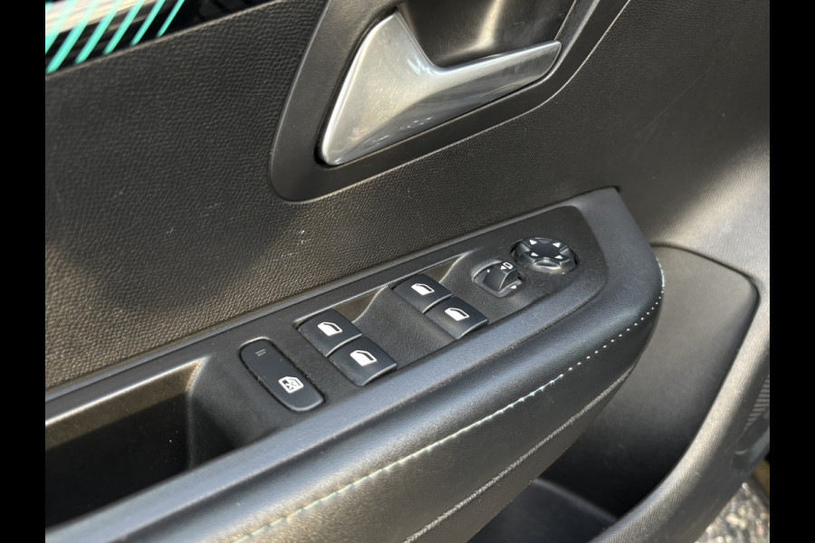 Peugeot e-208 EV Allure 50 kWh Camera|ECC|1ste eigenaar|BTW|New service