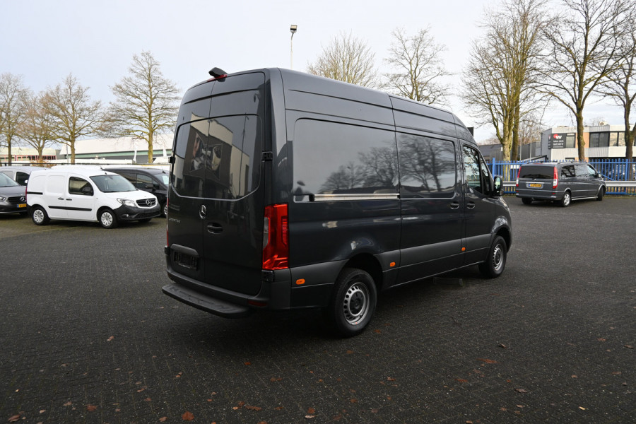 Mercedes-Benz Sprinter 317 CDI L2H2 RWD MBUX met camera, Smartphone integratie